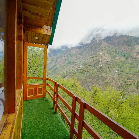 Himalayan Abode Tree House