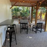 Treehouse Cottage Walk to Access 32, Whaley's & Bingo Boat Space + Beach Gear