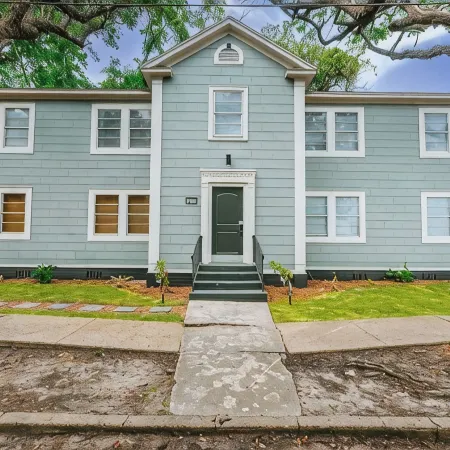 Cozy 1-bedroom apartment in lovely Mobile with WiFi, AC