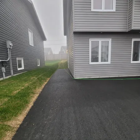 Relax with the whole family at this peaceful place to stay. Close to yyt.