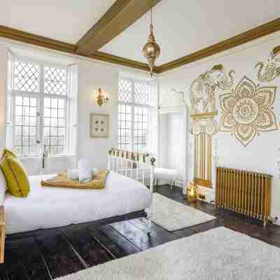 Manor Sun Retreat Rooms