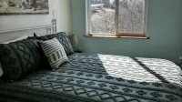 Waterfront 2-bedroom suite with WiFi in Soldotna - 3-Star