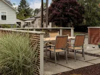 Eclectic Redbrick Rambler near Japanese Gardens Hotels near King County (Boeing Field) International Airport