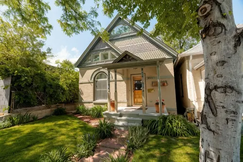 Elegant 3-bedroom Victorian house in Denver's Lower Highlands - 방갈로