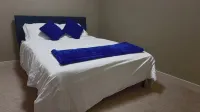 Cozy 2-bedrooms basement suite in Edmonton is minutes away from amenities! - บังกะโล