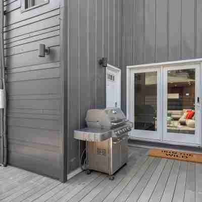 LUX 3-Level Chicago Home +garage & patio Others