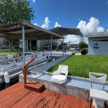 Tiny House Couples Retreat Lake Okeechobee