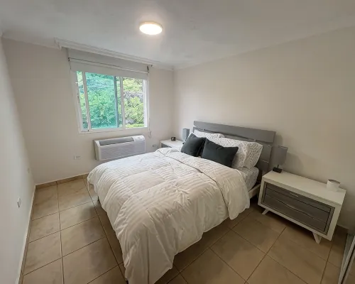 3-Bedroom New Penthouse in Delightful Río Grande with AC, WiFi, Private Terrace. Hotels in Mameyes II