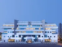 Leva Hotel and Suites, Mazaya Centre Hotels in der Nähe von Einkaufszentrum Dubai Mall