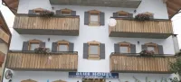 Meublè Blue House - Bed and Breakfasts