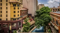 Hotel Valencia Riverwalk - Romantic