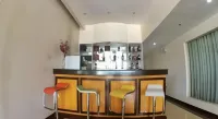 辛迪凱利大飯店 - 酒吧