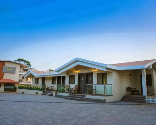 Bliss County Resort Hotéis em Avakali