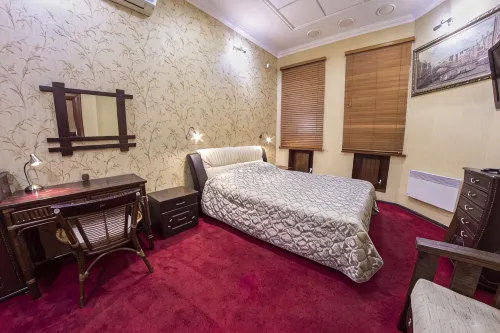 Kayut Kompania Mini Hotel - Mountain view