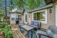 Family Fun on Otsego Lake - HUGE yard, kayaks, paddleboards, zip line and more! - 民宿