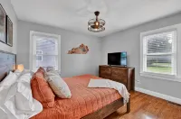 Charming 4Br w/ Fire Pit + Next to Barton 1792 - 3-نجوم