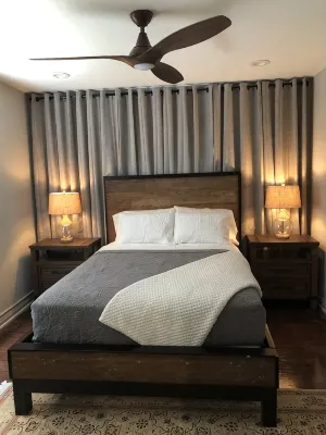 Mid-century Modern Apartment Tucked In The Montrose - Condos