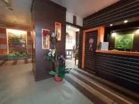Maya Hotel - Parkplatz