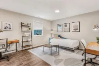Traveling worker-ready Transitional Modern Home! - บังกะโล