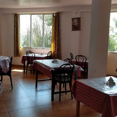 Denzong House & Restaurant