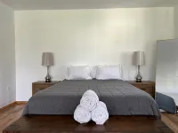 Nice Guest House with River Views