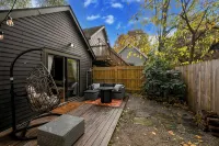 Lux Ohio City Gem - Bungalows