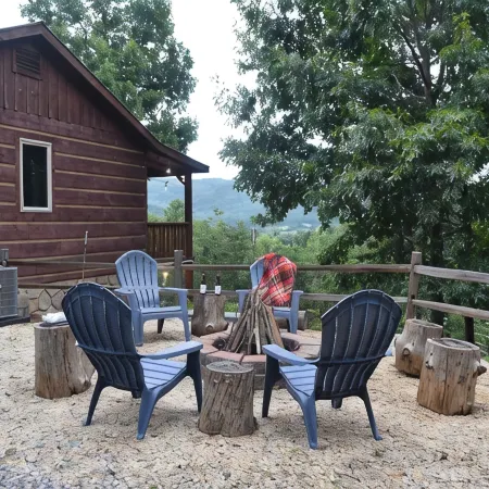 Cosby Cabin · HotTub · Mtn View · Game Room · Pets