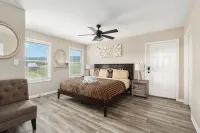 Modern 4-bedroom Country House in Stanley with A Big Sky View! - con encanto
