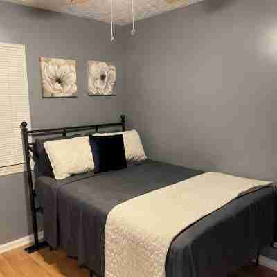 Welcome to Cheerful House Rooms