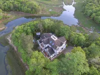 "Luxury Waterfront Retreat" - Summer Dates Avail!!!