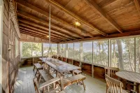 Rustic Cliff-top Cabin at the Tip of Lake Champlain's Barney Point - 4-Star