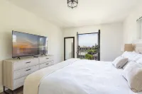 La Jolla Village Spanish Villa w/AC - บังกะโล