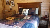 Charming 2-bedroom cabin in beautiful mountains of Pickens, SC. - 3 estrellas