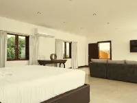 Heaven Villa - We are not on the water, we are above! Hotels in Drapers