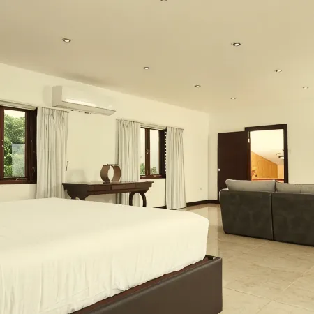 Heaven Villa - We are not on the water, we are above! Hotels in Drapers