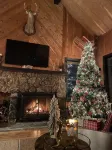 Walk to Slopes.  Deerwoods, a Traditional Mountain Lodge.  Late Summer Special. - con encanto