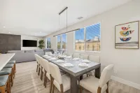 NEW Lush Luxury Living-Heated Pool/Spa Included. Walking distance to Coachella - 4-Star