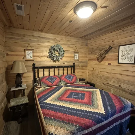 Cabin B at Smith Lake Alabama Cabins