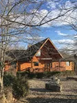 Wilderness Retreat Cabin- Lg Game Room, Private Hot Tub; 1 Mile to Thunder Ridge - Alphydda