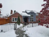 Stunning 4-br, 4-bath brick, and stucco luxurious retreat in Reno Old Southwest. - Holiday bungalows