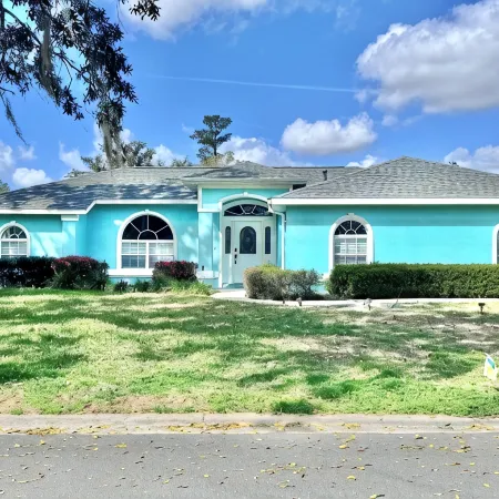 Charming 3-bedroom house in enchanting Ocala with WiFi, AC