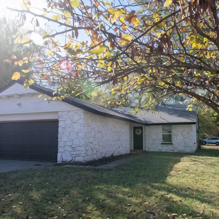 Beautifully Remodeled 3-Bedroom Cozy Home!!