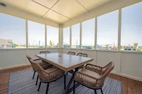 Yellowtail Flats ~ New house on canal in Rockport ~ Great outdoor Space - 4 tähden