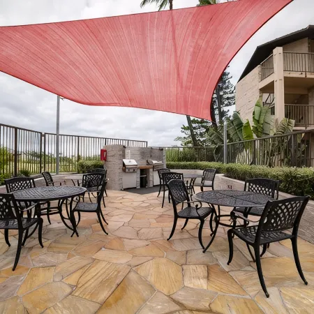 Oceanside -Walk to Beach- Modern & Serene- 2BD, 2BA- Kihei Alii Kai-Full Remodel