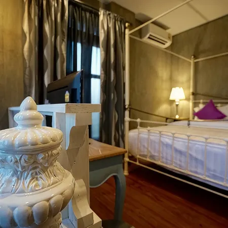 House of Passion Amphawa