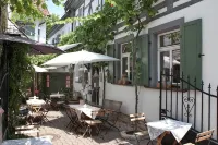 Hotel Oechsle & Brix - Parkplatz