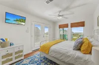 Spacious Coastal Escape + 3 King Ensuites + Bunkroom Ensuite + Beach Gear - de playa