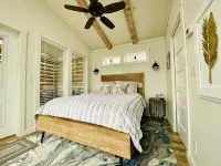 Luxury Tiny Home with River Views on 300 Acre Ranch - 4-Star
