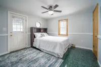 Private Home: Lightkeeper's Refuge steps to beach, marina and boat slip - 4-Star