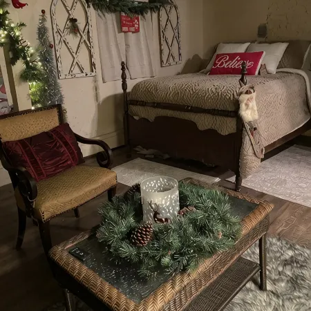 Carriage House Villa and gardens in downtown historic Lexington SC